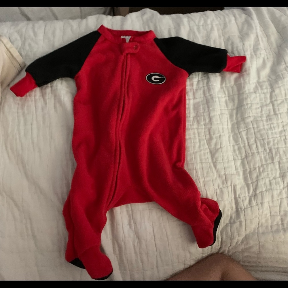 UGA 3-6 months infant footed sleeper Go Dawgs